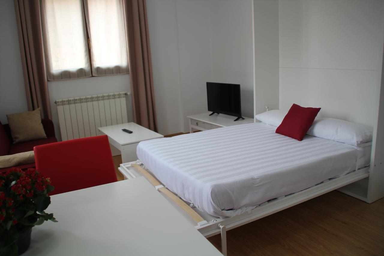 Apartamentos San Lazaro Ezcaray Exteriér fotografie